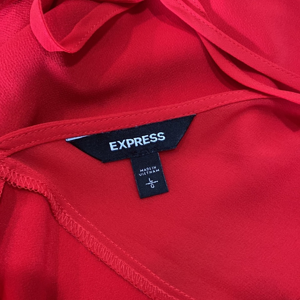 Red Top - Picture 3 of 4